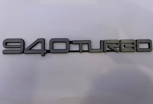 Emblem "940 Turbo"