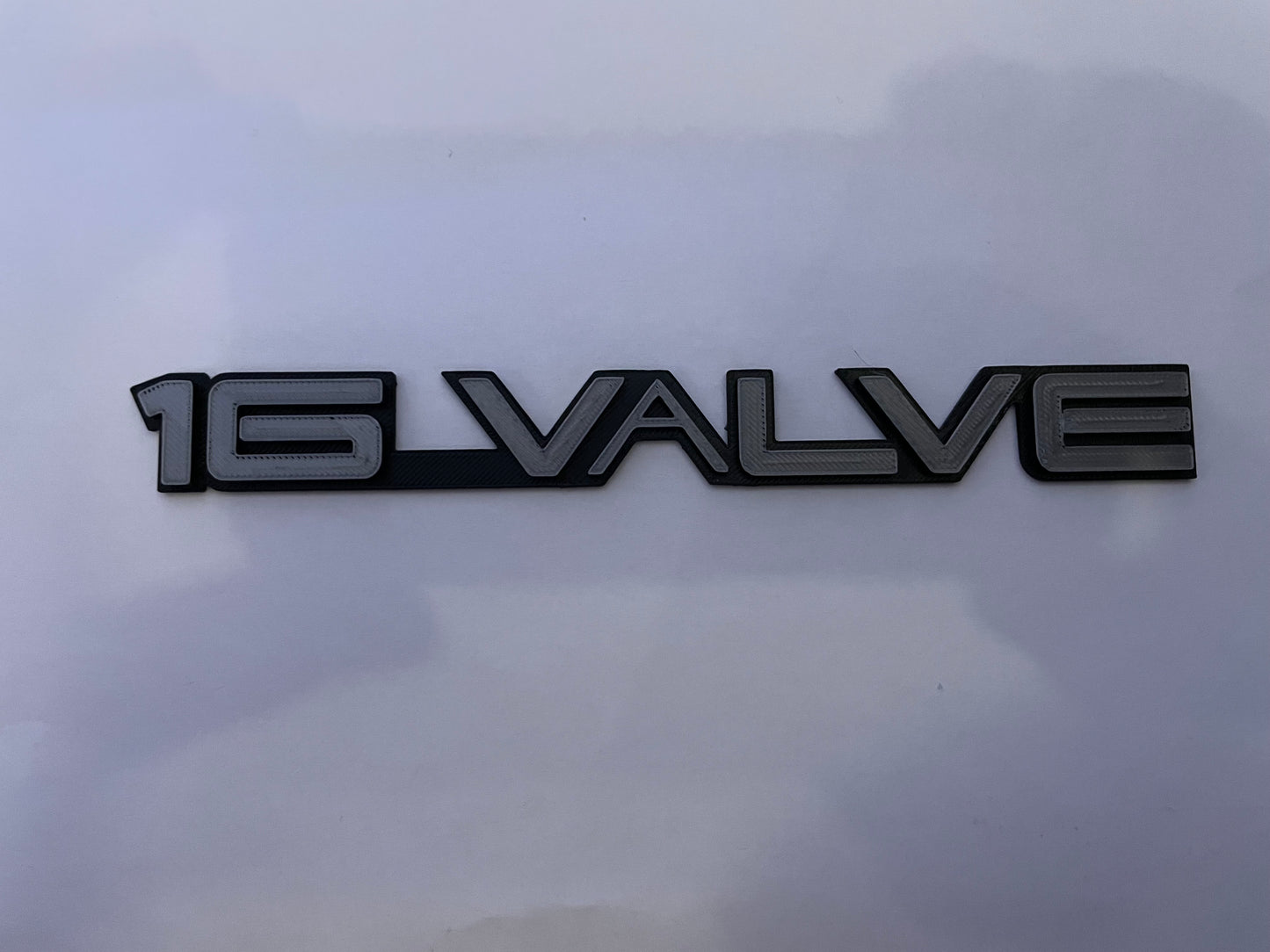 Emblem "16 Valve"